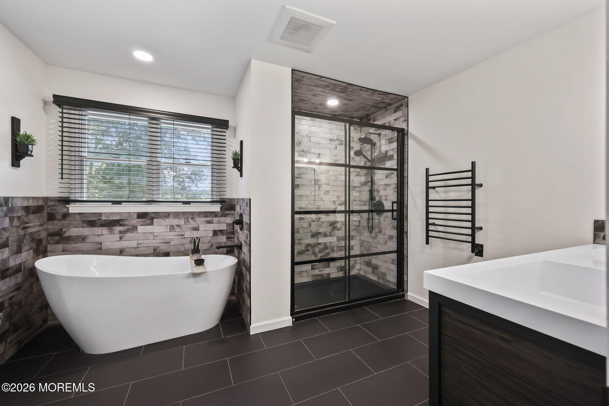 58 Jeanine Court Manalapan NJ 07726