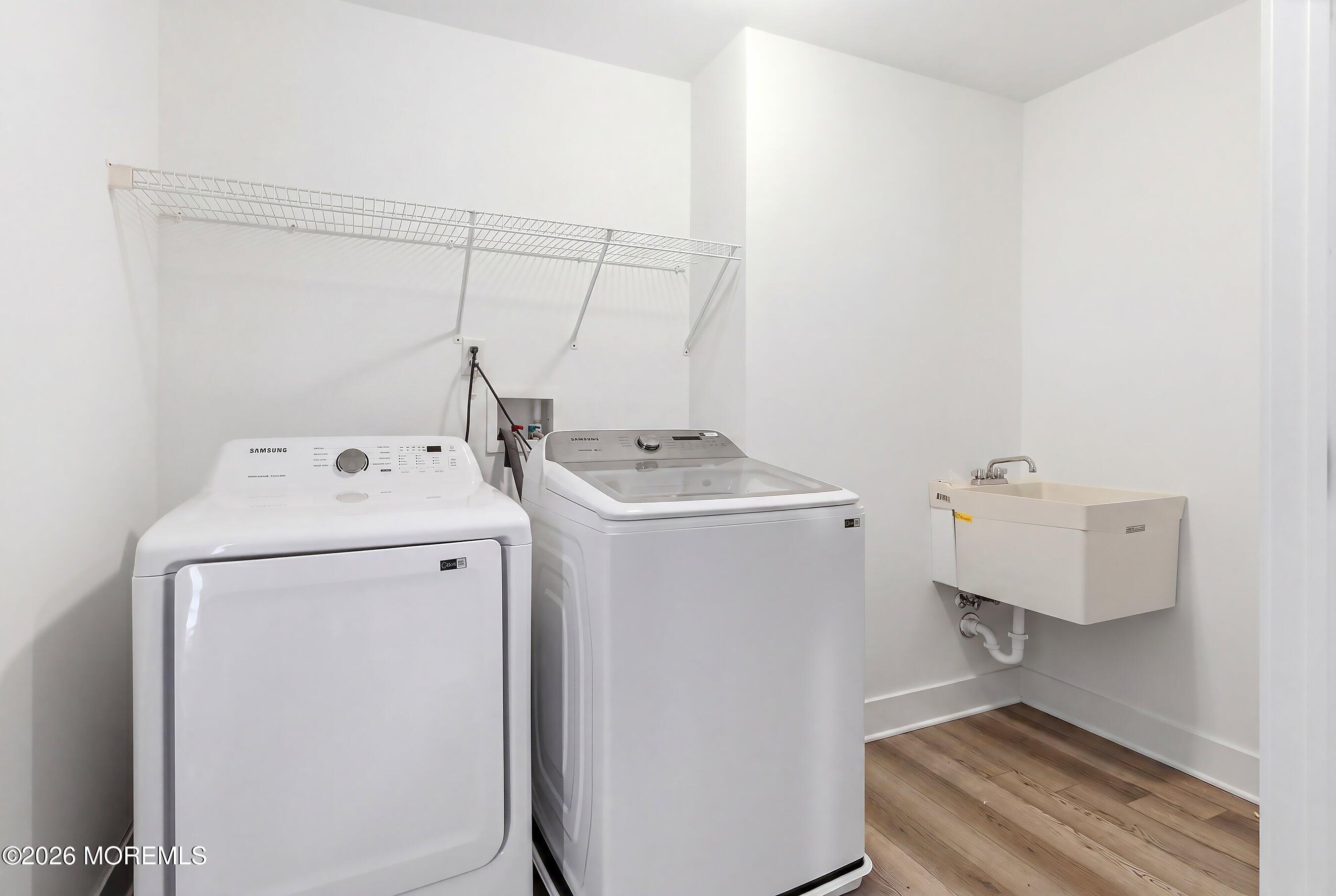 681 Lake Barnegat Drive N Lanoka Harbor NJ 08734
