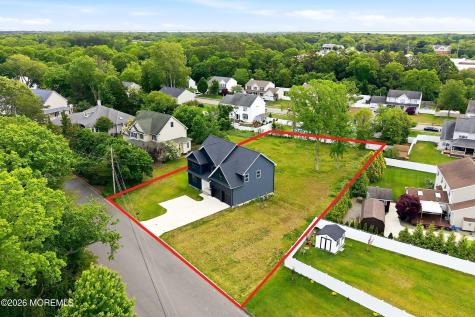 681 Lake Barnegat Drive N Lanoka Harbor NJ 08734