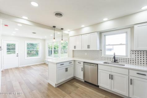 6 Eton Road Toms River NJ 08757