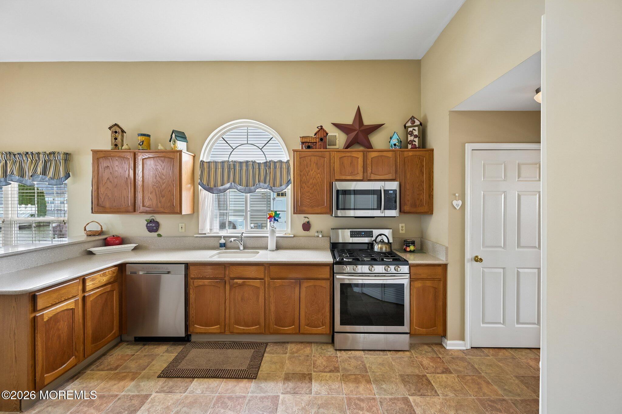 18 Peaksail Drive Bayville NJ 08721
