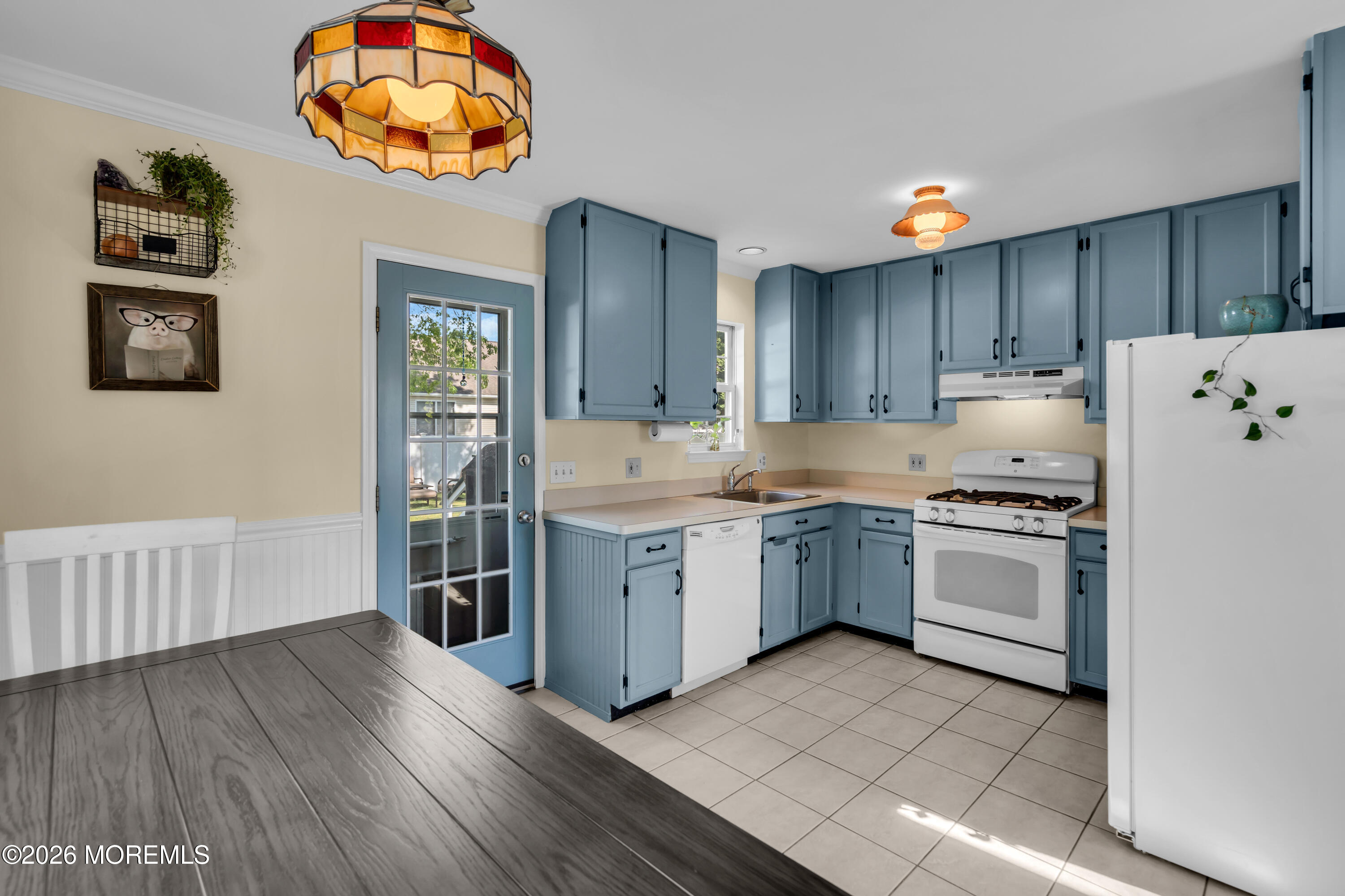 352 Cedar Drive Manahawkin NJ 08050