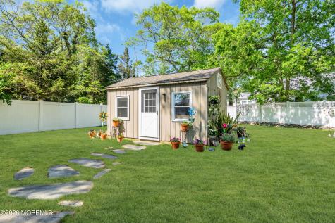 352 Cedar Drive Manahawkin NJ 08050