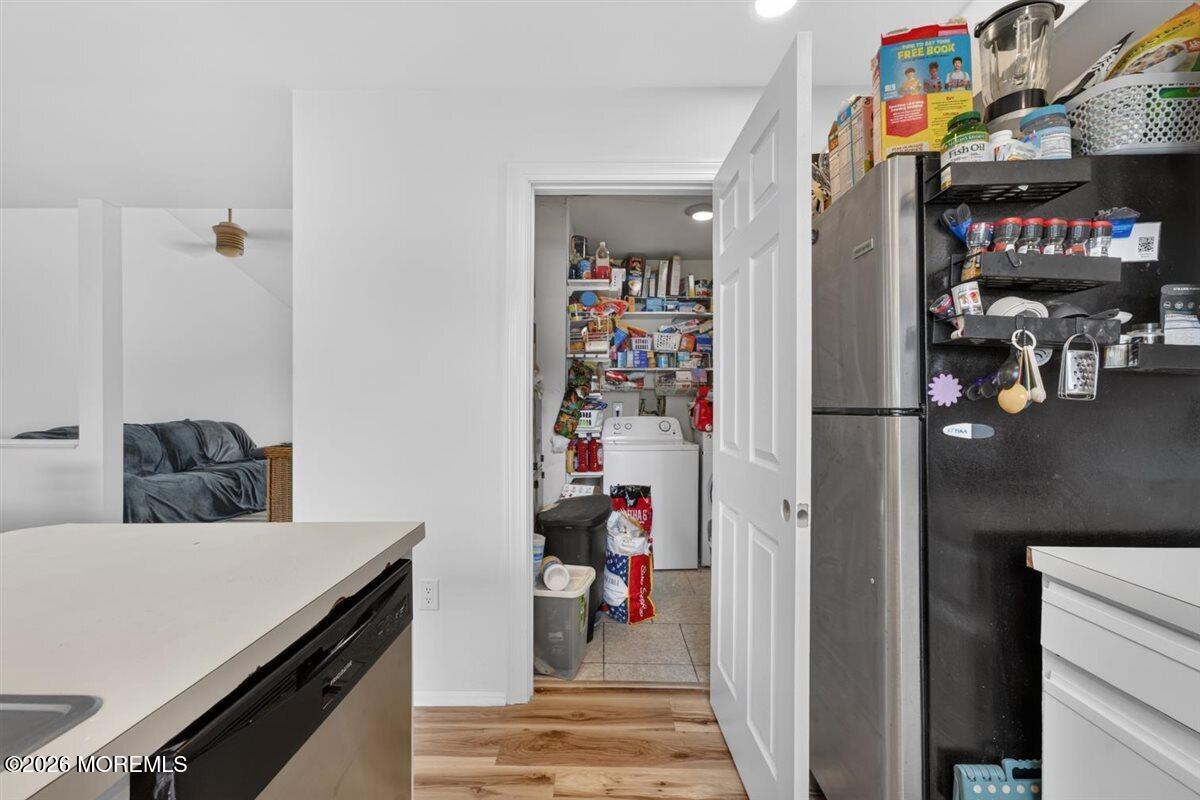 236 Mermaid Avenue Beachwood NJ 08722