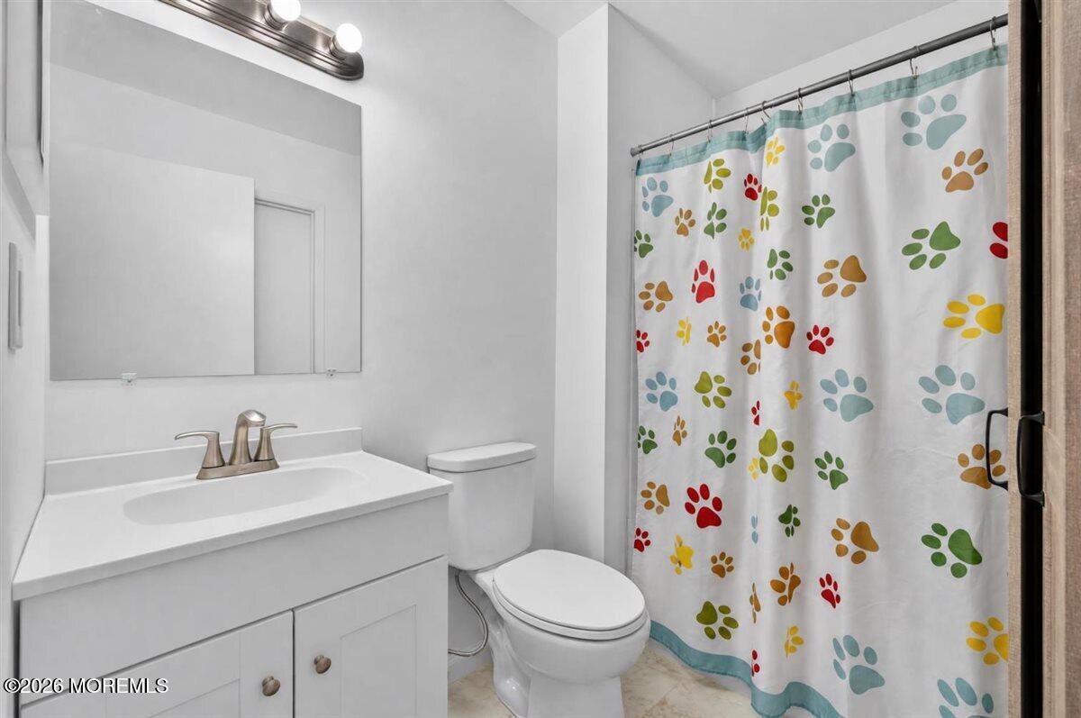 236 Mermaid Avenue Beachwood NJ 08722