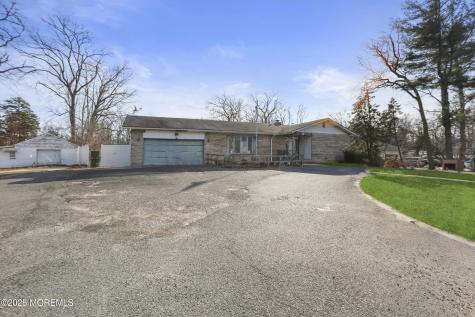 45 Pawnee Road Lakewood NJ 08701