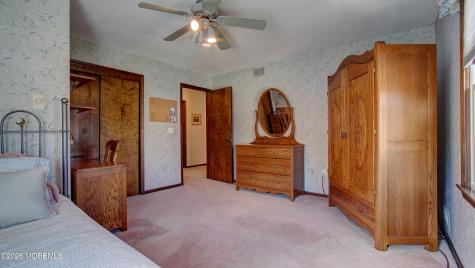8 Sherman Court Manalapan NJ 07726