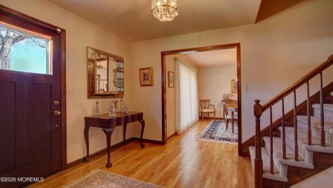 8 Sherman Court Manalapan NJ 07726