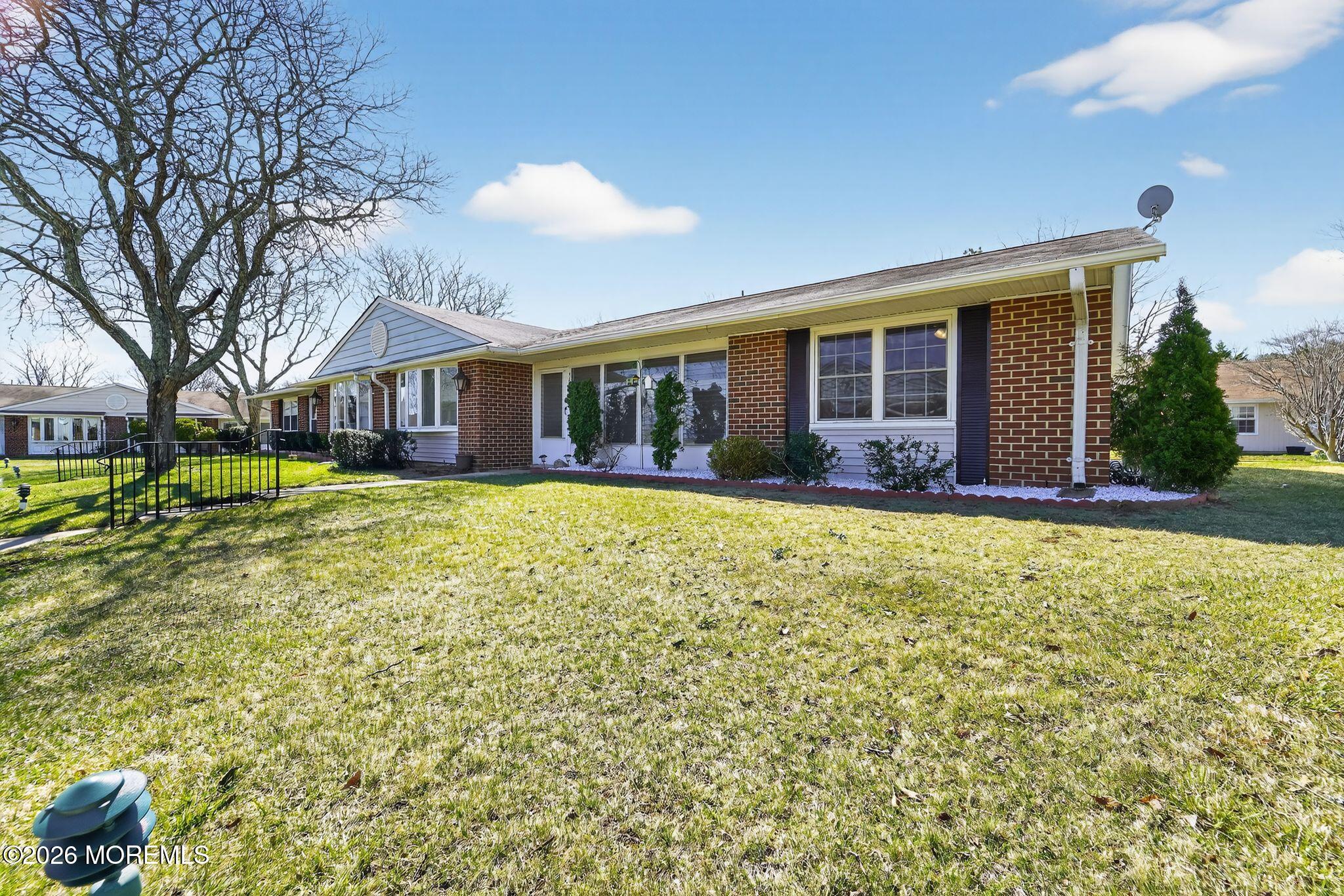 1263B Hamilton Court Lakewood NJ 08701