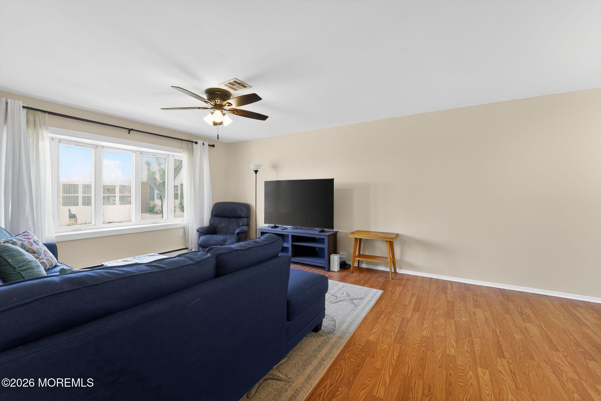 1263B Hamilton Court Lakewood NJ 08701