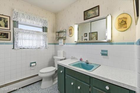 649 Spray Avenue Beachwood NJ 08722
