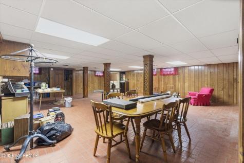 649 Spray Avenue Beachwood NJ 08722