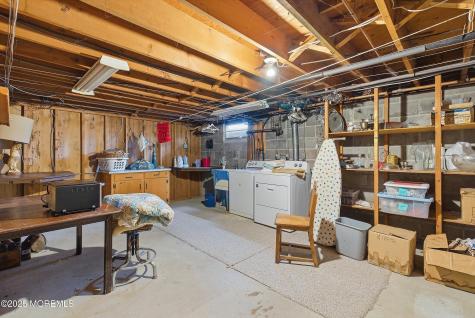 649 Spray Avenue Beachwood NJ 08722