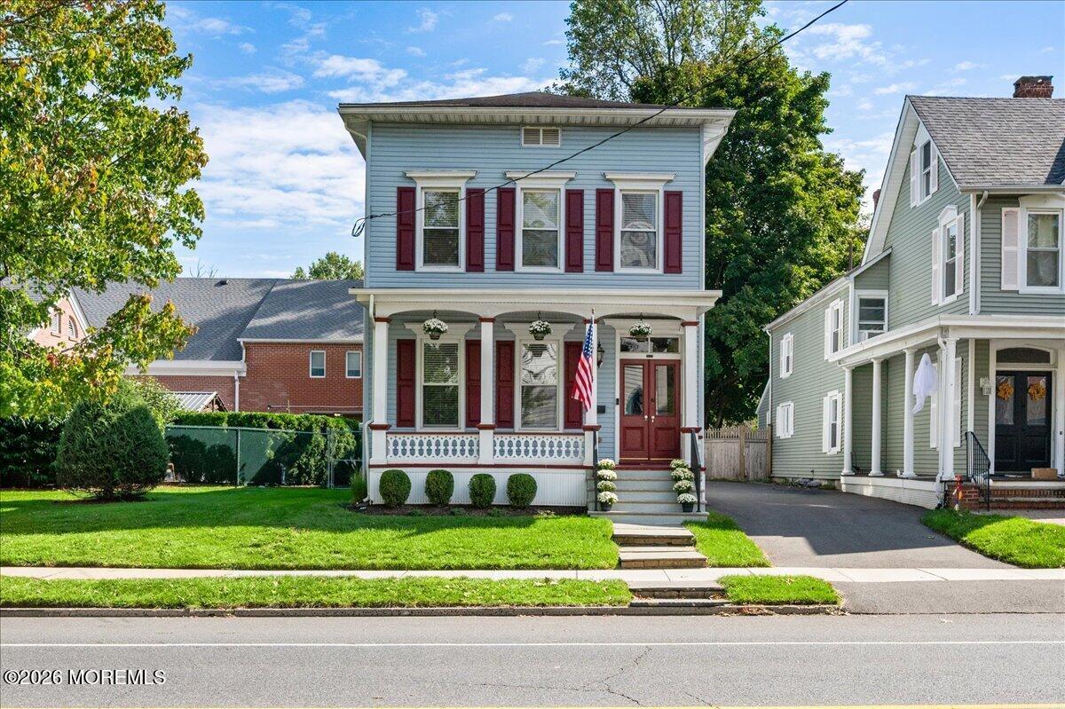 Freehold NJ, 102 W Main Street