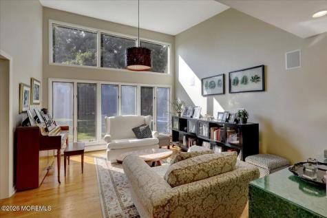 311 Park Avenue Oakhurst NJ 07755