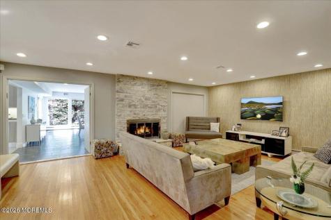 311 Park Avenue Oakhurst NJ 07755