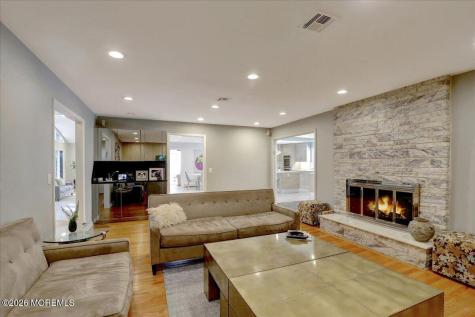 311 Park Avenue Oakhurst NJ 07755