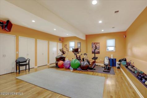 311 Park Avenue Oakhurst NJ 07755