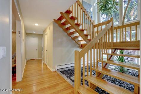 311 Park Avenue Oakhurst NJ 07755