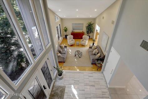 311 Park Avenue Oakhurst NJ 07755