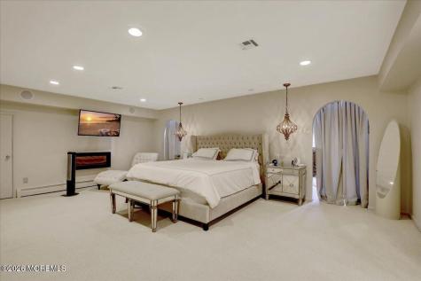 311 Park Avenue Oakhurst NJ 07755