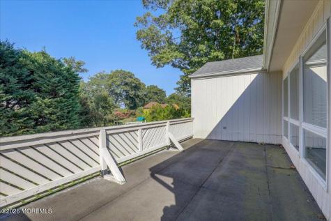 311 Park Avenue Oakhurst NJ 07755
