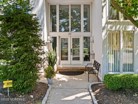 311 Park Avenue Oakhurst NJ 07755