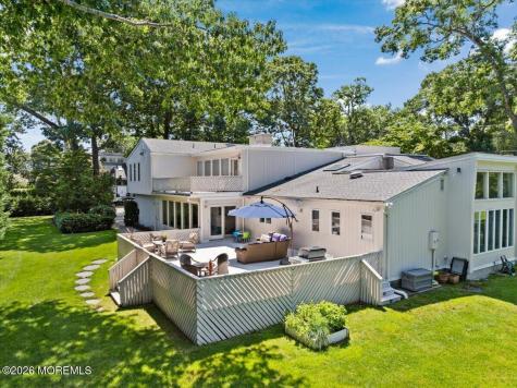 311 Park Avenue Oakhurst NJ 07755