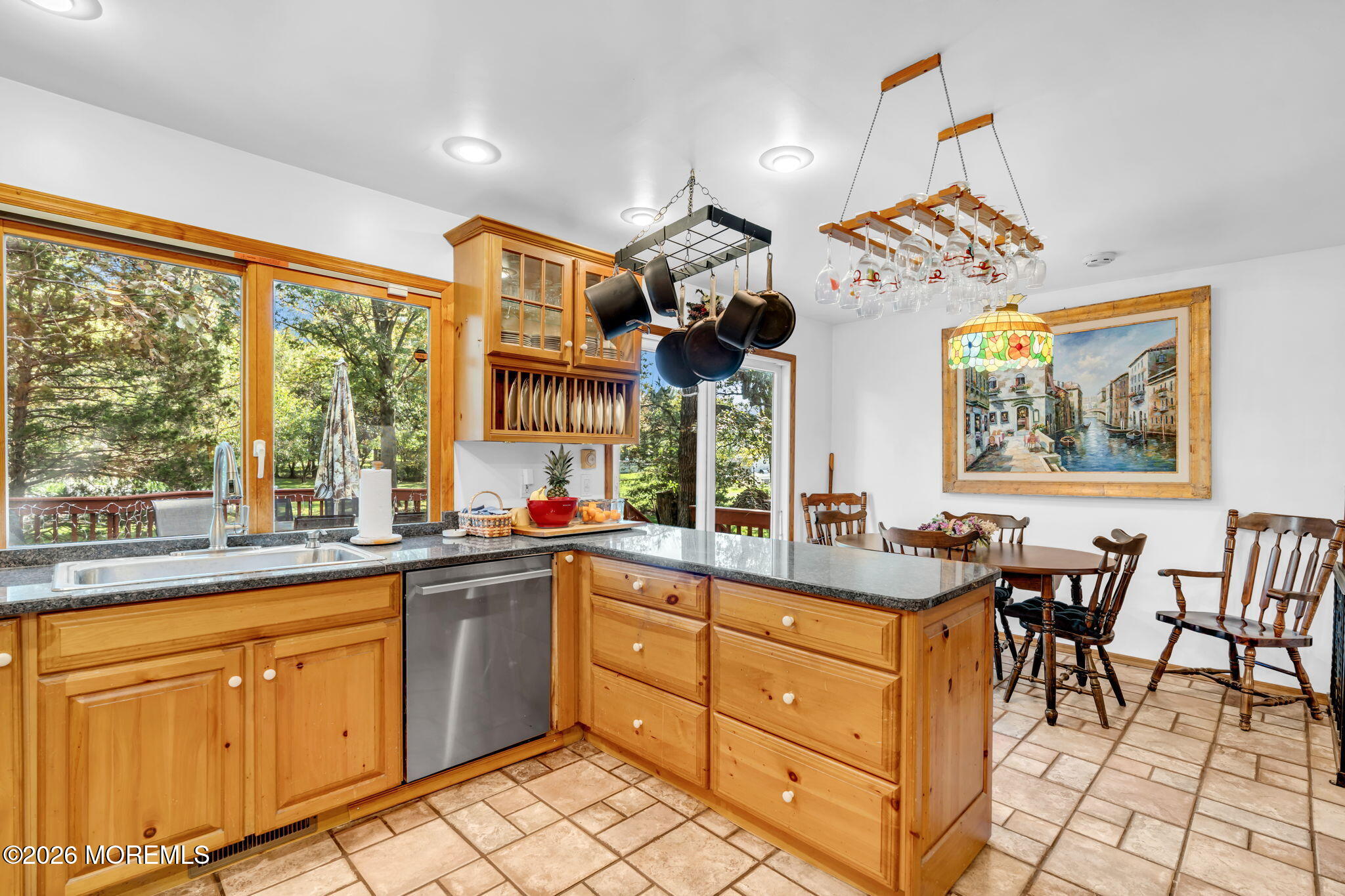 4 Denise Court Somerset NJ 08873