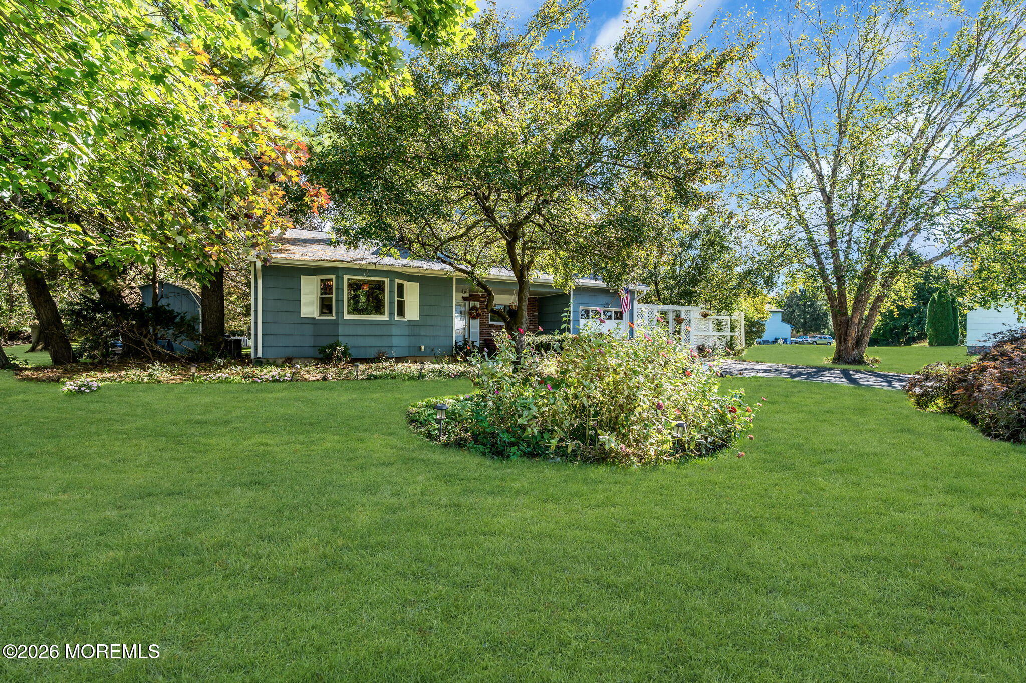 4 Denise Court Somerset NJ 08873