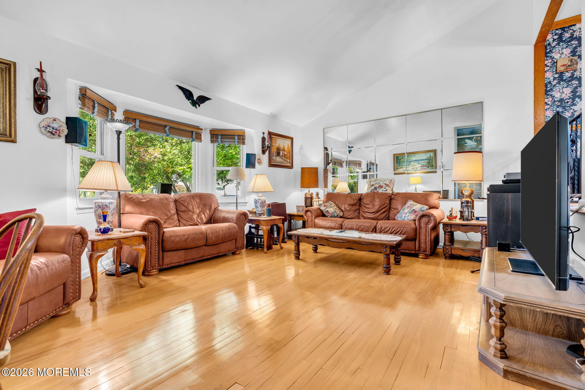 4 Denise Court Somerset NJ 08873