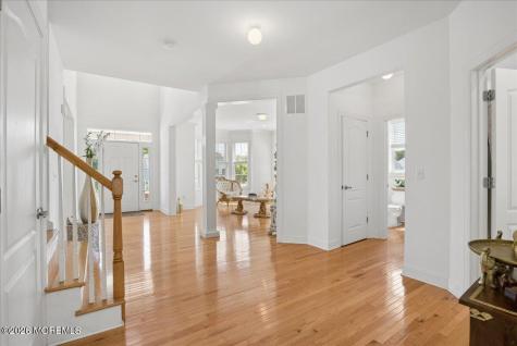 12 Monarch Path Morganville NJ 07751