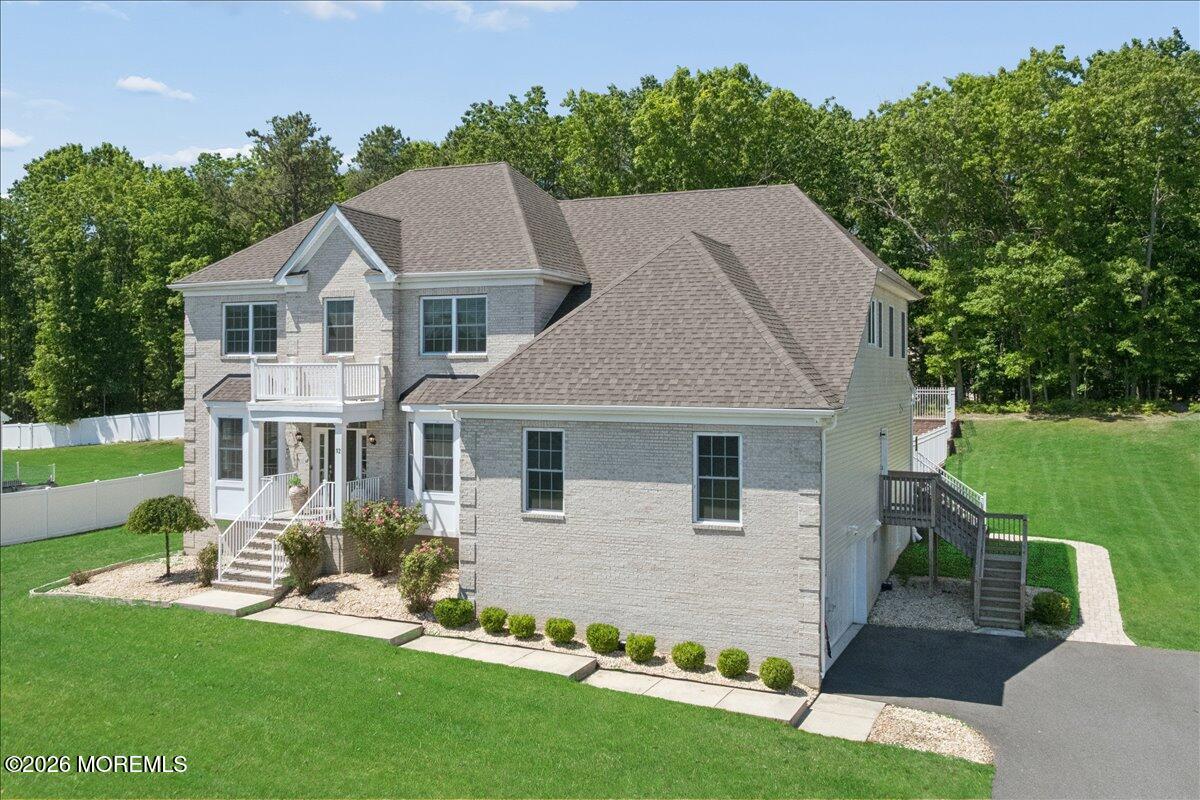 12 Monarch Path Morganville NJ 07751