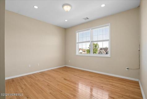 12 Monarch Path Morganville NJ 07751