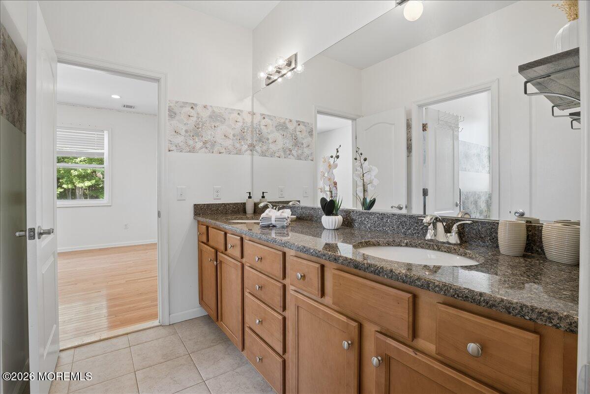 12 Monarch Path Morganville NJ 07751
