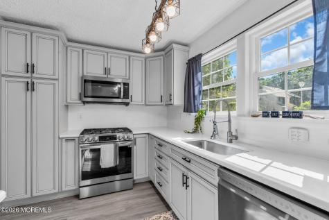 81 Whispering Oaks Way Jackson NJ 08527