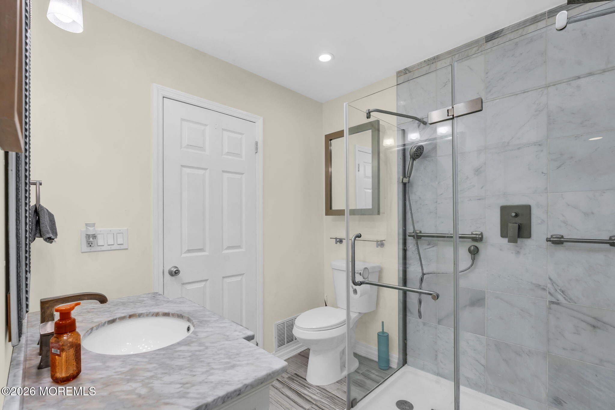 81 Whispering Oaks Way Jackson NJ 08527