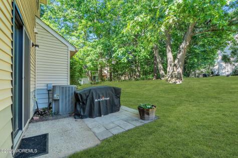 81 Whispering Oaks Way Jackson NJ 08527