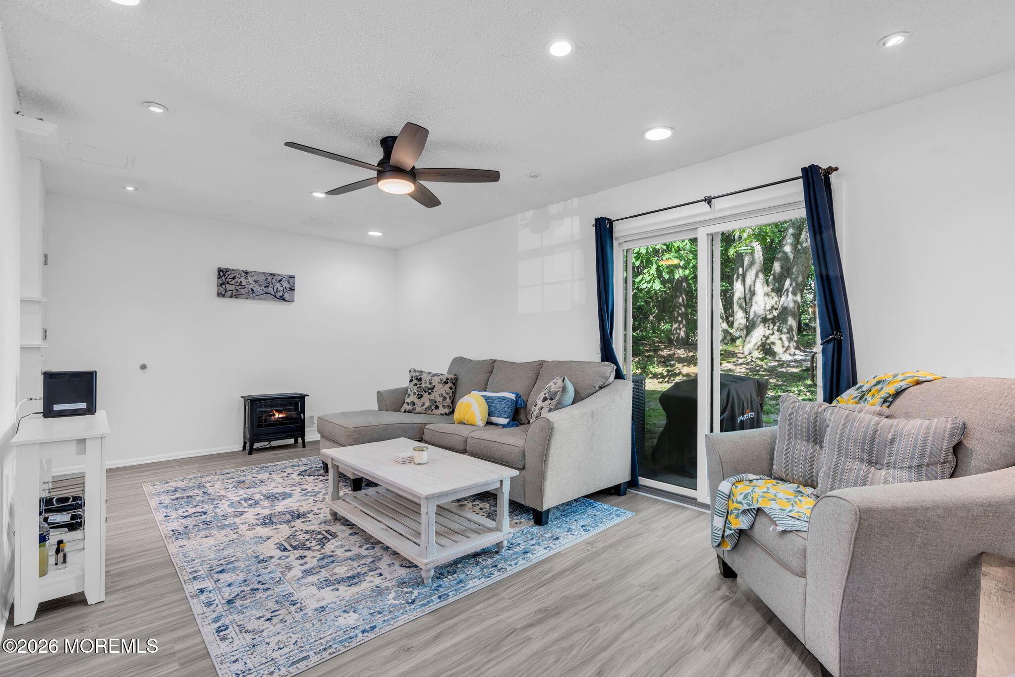 81 Whispering Oaks Way Jackson NJ 08527