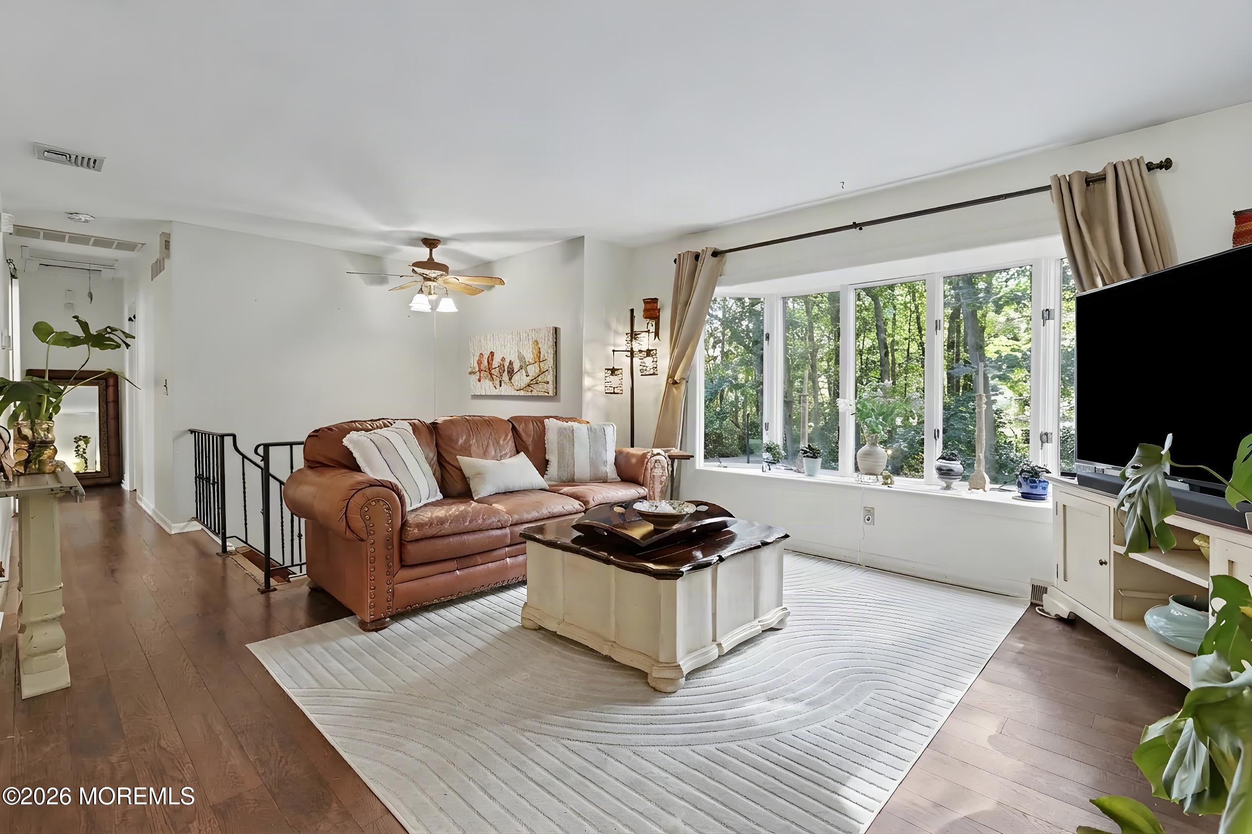 347 E Millstream Road Cream Ridge NJ 08514