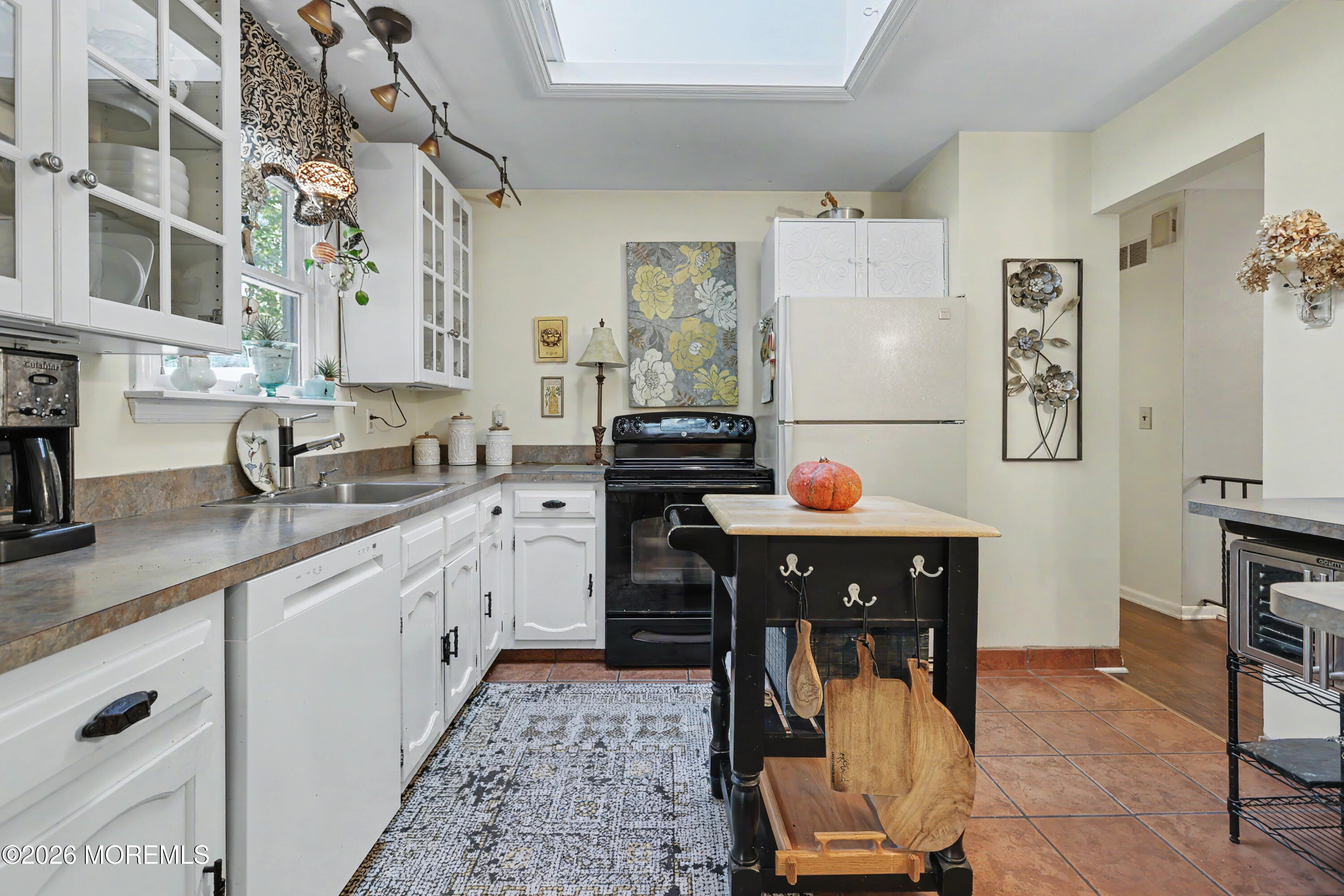 347 E Millstream Road Cream Ridge NJ 08514