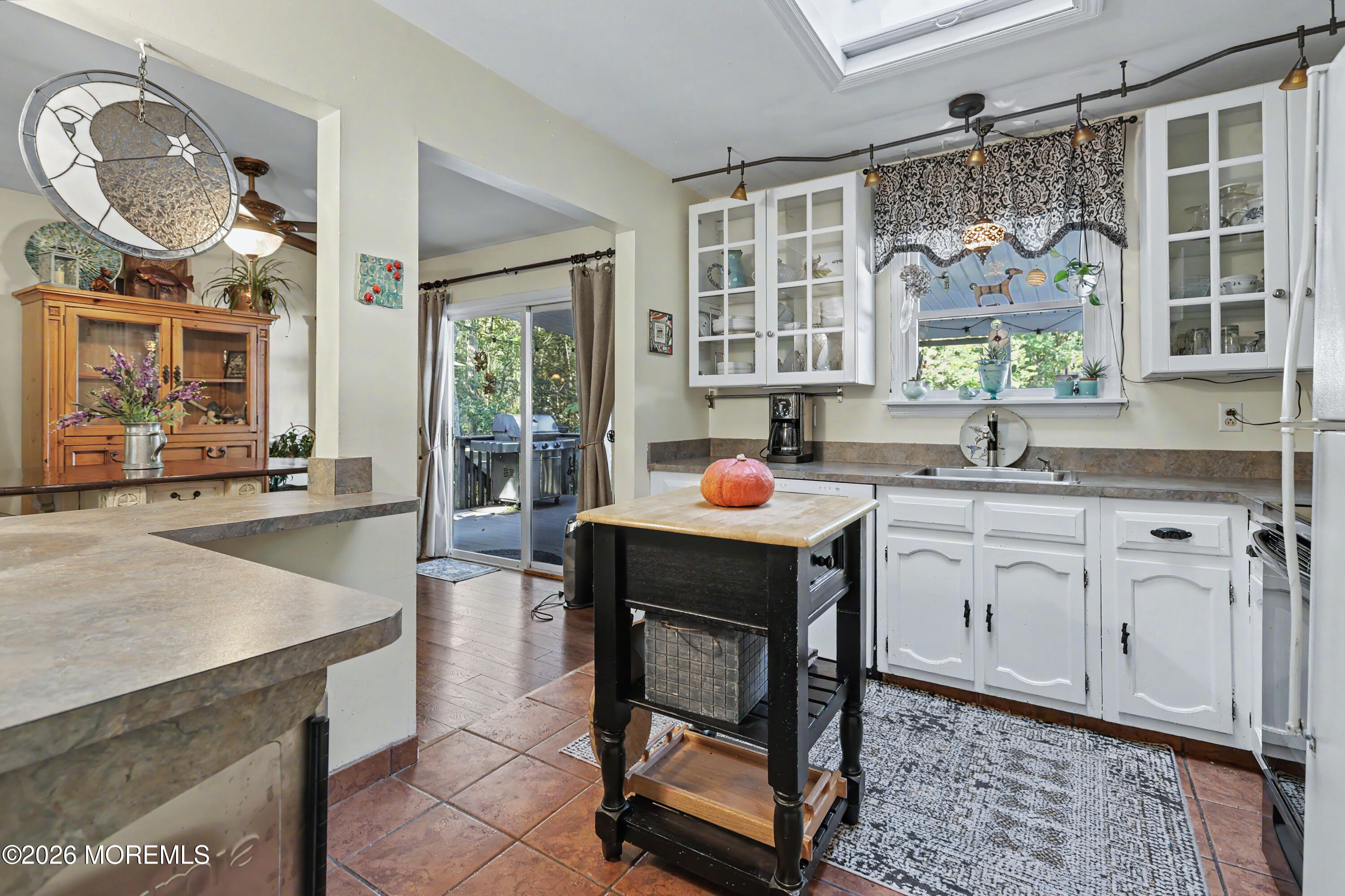 347 E Millstream Road Cream Ridge NJ 08514