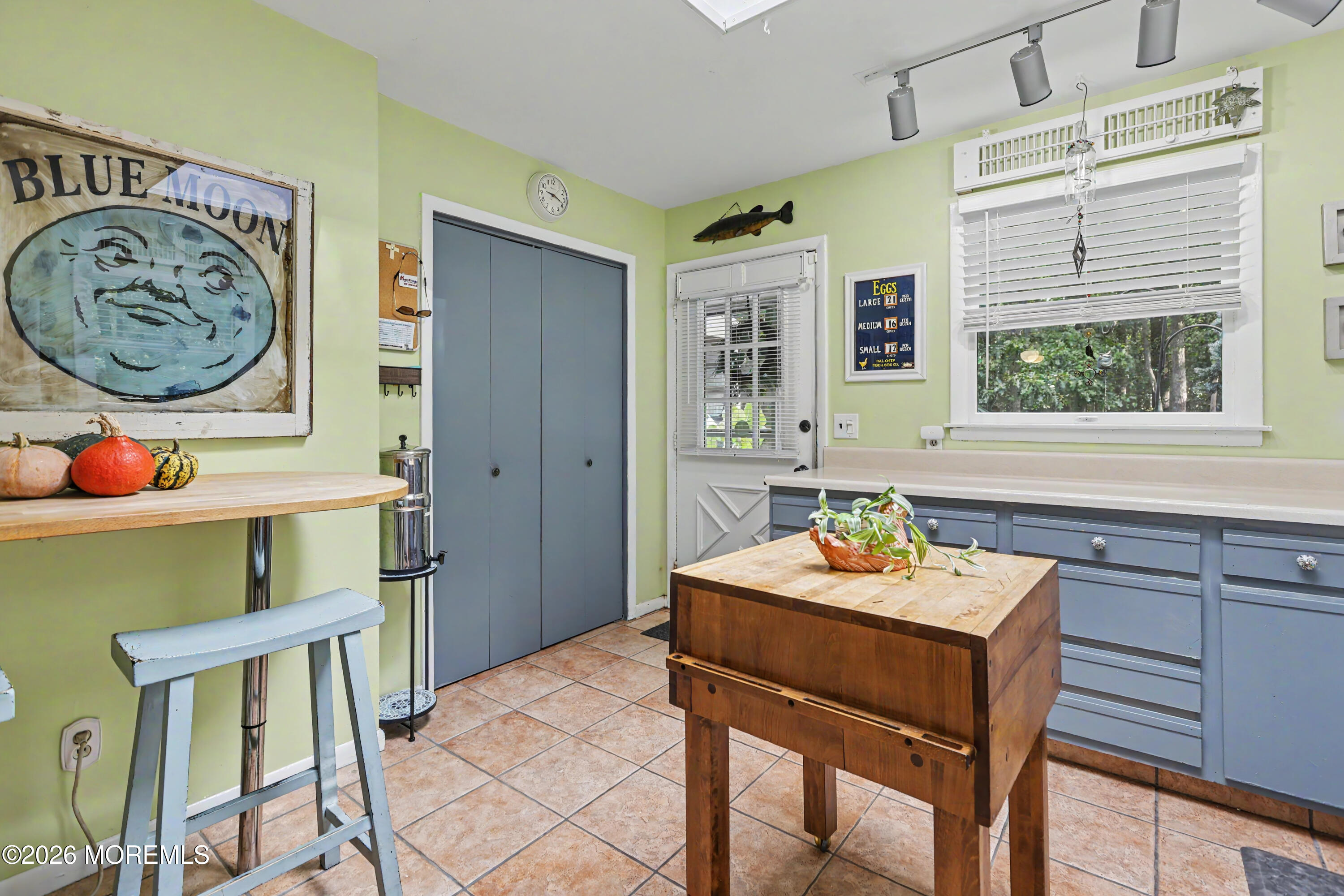 347 E Millstream Road Cream Ridge NJ 08514