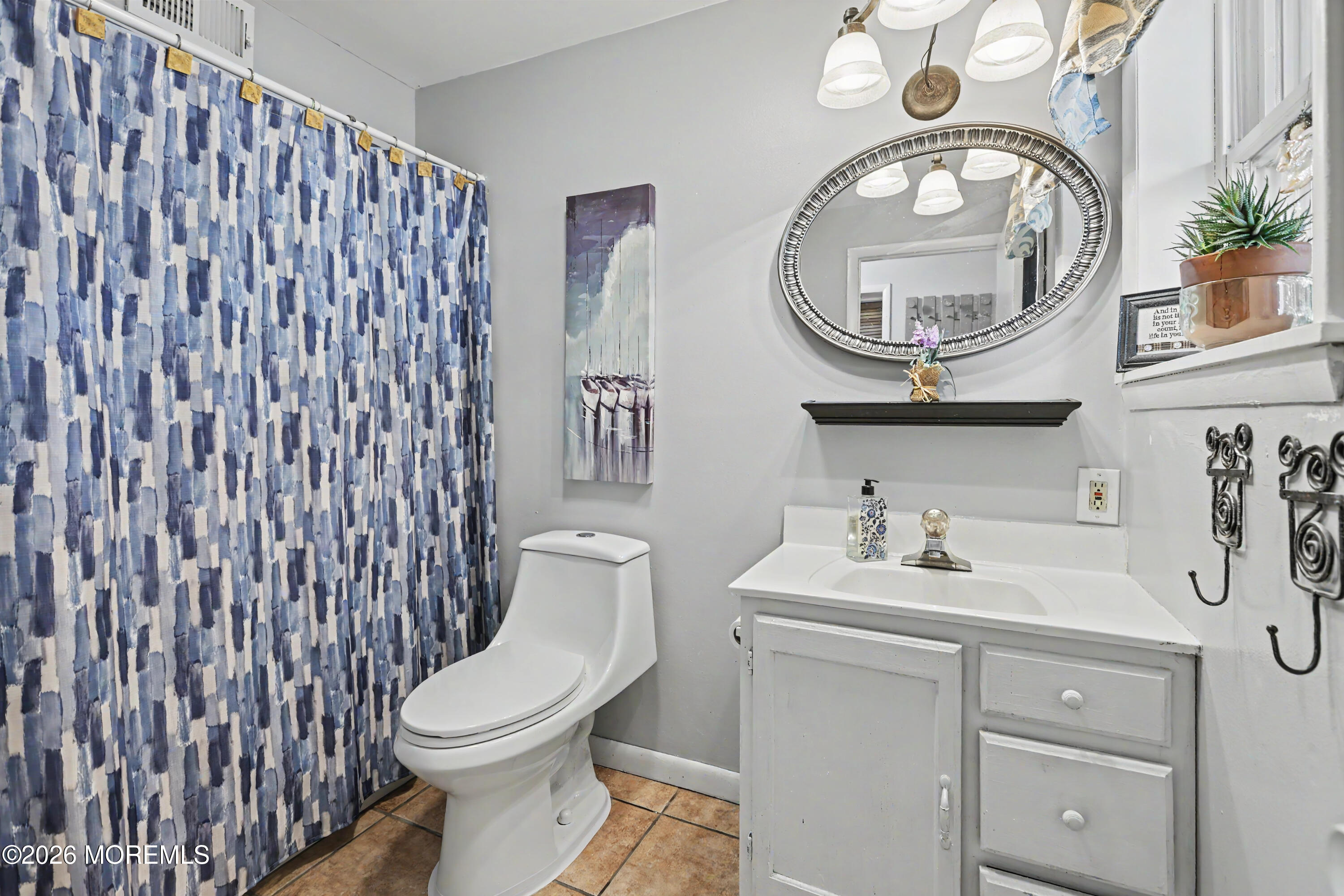347 E Millstream Road Cream Ridge NJ 08514