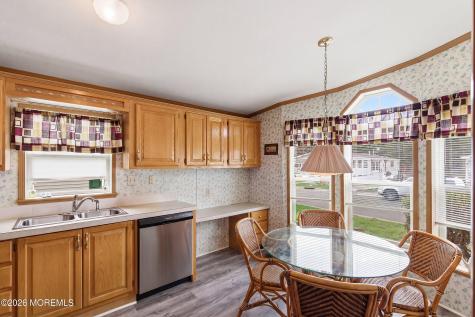 523 Momosa Drive Whiting NJ 08759