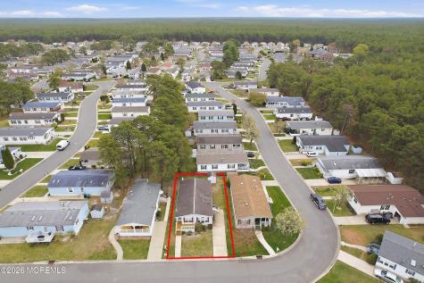 523 Momosa Drive Whiting NJ 08759