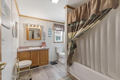 523 Momosa Drive Whiting NJ 08759