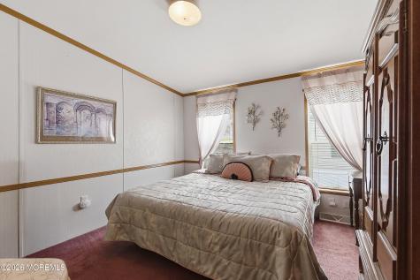 523 Momosa Drive Whiting NJ 08759