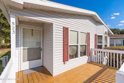 523 Momosa Drive Whiting NJ 08759