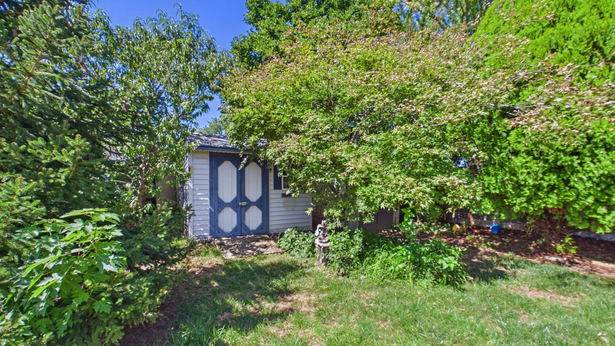 27 Grace Drive Old Bridge NJ 08857